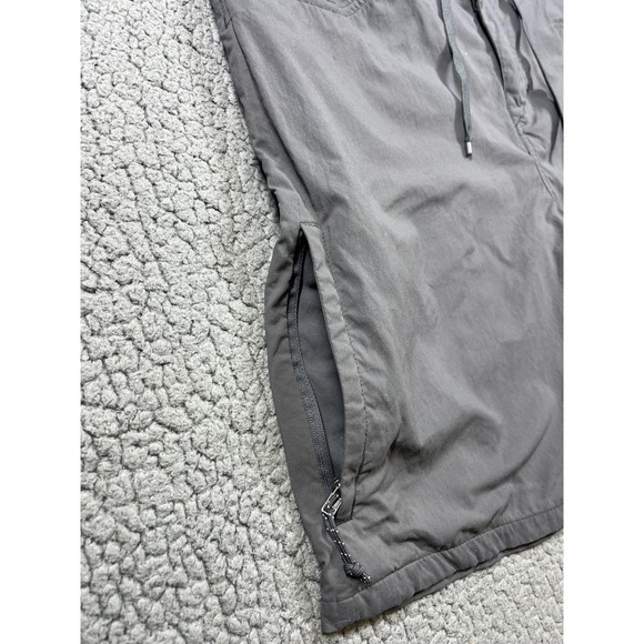 Patagonia Shorts Mens 31 Gray Nylon Stretch Hiking Travel Drawstring Zip Pocket - Picture 3 of 15
